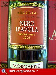 NERO D’AVOLA Sicilia - Ansicht Flaschen-Vorderansicht